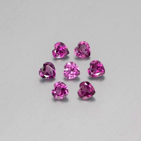 Granato rodolite naturale rosso da  ct, a forma di cuore, VVS-VS