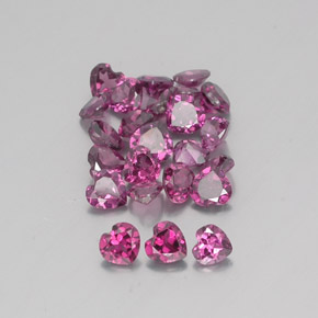 Granato rodolite naturale rosso da  ct, a forma di cuore, VVS-VS