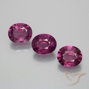 Gemme di Granato rodolite Viola rossastro naturale da 2.93 ct, Ovale, VS