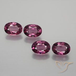 Gemme di Granato rodolite Viola rossastro naturale da 3.83 ct, Ovale, VVS-VS