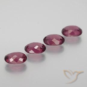 Gemme di Granato rodolite Viola rossastro naturale da 4.11 ct, Ovale, VS