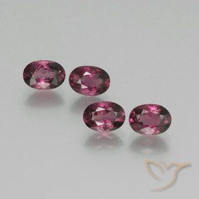 Gemme di Granato rodolite Rosso lampone naturale da 4.22 ct, Ovale, VS
