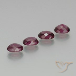 Gemme di Granato rodolite Rosso lampone naturale da 4.11 ct, Ovale, VS