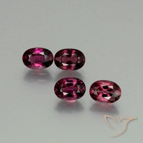 Gemme di Granato rodolite Viola brillante naturale da 4.59 ct, Ovale, VVS-VS