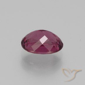 Granato Rodolite Magenta intenso naturale da 1.43 ct, Taglio ovale, VS