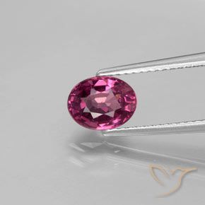 1.50ct Naturale Viola medio Granato rodolite, Ovale, VS