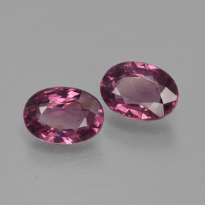 Gemme di Granato Rodolite Rosso lampone naturale da 2.09 ct, Taglio ovale, VVS-VS