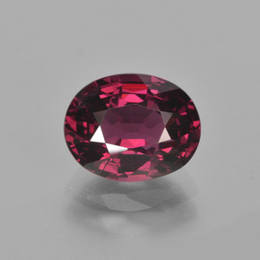 Granato Rodolite Rosso lampone naturale da 2.89 ct, Taglio ovale, VS