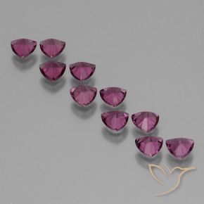 Gemme di Granato rodolite Magenta-rosa intenso Deep naturale da 5.55 ct, Taglio trillion, VS