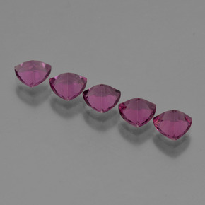 Granato rodolite naturale rosa da 2,77 ct, trillion, VS