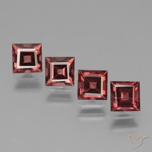 3.18ctw Naturale Rosso Merlot Granato rodolite, Quadrato, VS