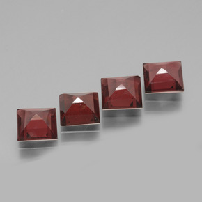 Granato rodolite naturale rosso da 3,05 ct, quadrato, VS