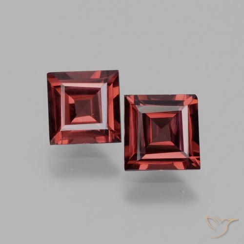 1.38ctw Naturale Rosso scuro Granato rodolite, Quadrato, VS, Photo A
