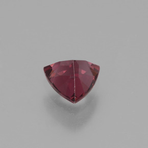 Granato rodolite naturale rosa da 0,56 ct, trillion, VS