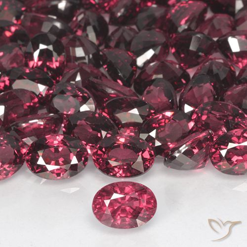 1.24ct Naturale Rosso scuro Granato rodolite, Ovale, VVS-VS