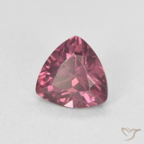Granato rodolite Rosso scuro naturale da 0.57 ct, Taglio trillion, VS