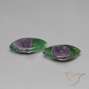 Gemme di Rubino in Fuchsite Multicolore naturale da 5.71 ct, Taglio marquise, Traslucido