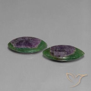 Gemme di Rubino in Fuchsite Multicolore naturale da 5.76 ct, Taglio marquise, Traslucido