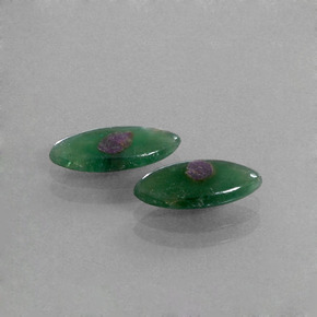 Rubino in fuchsite naturale bicolore da  ct, marchesa, traslucido