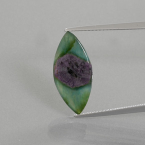 Rubino in Fuchsite Bicolore naturale da 4.46 ct, Taglio marquise, Traslucido