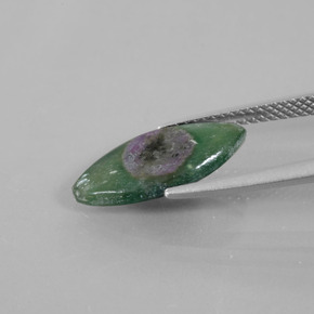 Rubino in fuchsite naturale bicolore da 2,68 ct, marchesa, traslucido