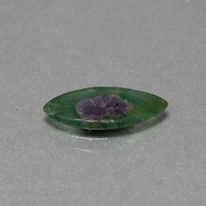 Rubino in Fuchsite Bicolore naturale da 1.47 ct, Taglio marquise, Traslucido