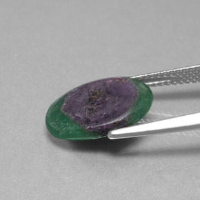 Rubino in Fuchsite Bicolore naturale da 4.50 ct, Taglio ovale, Traslucido