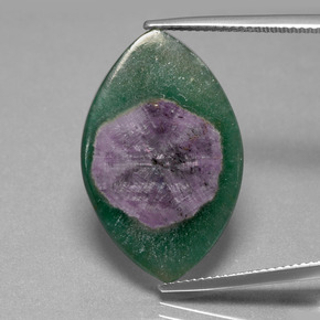 Rubino in fuchsite naturale bicolore da 13,47 ct, marchesa, traslucido
