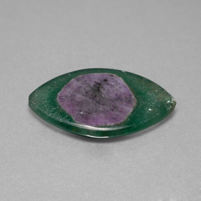 Rubino in fuchsite naturale bicolore da 13,47 ct, marchesa, traslucido