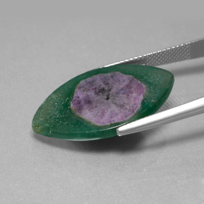 Rubino in fuchsite naturale bicolore da 13,47 ct, marchesa, traslucido