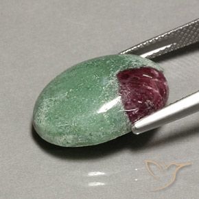 Rubino-Zoisite Multicolore naturale da 13.35 ct, Ovale, Opaco
