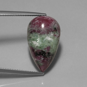 Rubino-zoisite naturale multicolore da 13,52 ct, taglio a pera, opaco