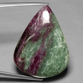 Rubino-zoisite naturale multicolore da 55,69 ct, taglio a pera, opaco