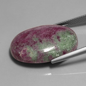 Rubino-zoisite naturale multicolore da 41,25 ct, taglio ovale, opaco