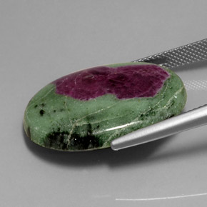 Rubino-zoisite naturale multicolore da 28,10 ct, taglio ovale, opaco