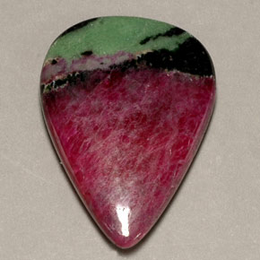 Rubino-zoisite naturale multicolore da 23,73 ct, taglio a pera, opaco