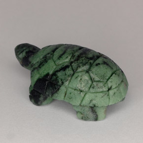 Rubino-zoisite naturale multicolore da 54,88 ct, forma fantasia, opaco
