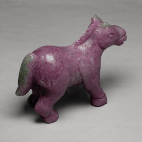 Rubino-Zoisite Multicolore naturale da 246.79 ct, Taglio a fantasia, Opaco