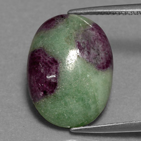 Rubino-zoisite naturale multicolore da 8,65 ct, taglio ovale, opaco