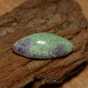 Rubino-zoisite naturale verde da 5,81 ct, marchesa, opaco
