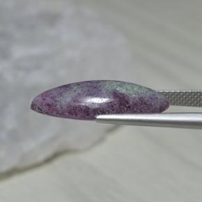 Rubino-zoisite naturale multicolore da 7,85 ct, marchesa, opaco