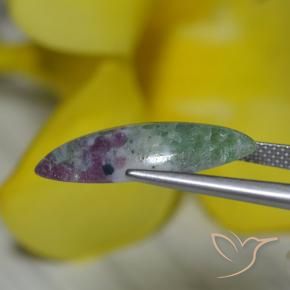 Rubino-Zoisite Multicolore naturale da 6.96 ct, Taglio marquise, Opaco