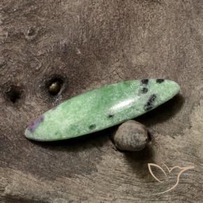 Rubino-Zoisite Verde medio naturale da 9.35 ct, Taglio marquise, Opaco