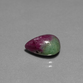 Rubino-zoisite naturale multicolore da 5,18 ct, taglio a pera, opaco