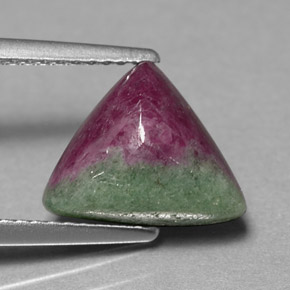 Rubino-zoisite multicolore naturale da 4,22 ct, trillion, opaco