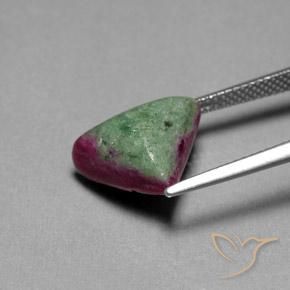 Rubino-Zoisite Multicolore naturale da 7.37 ct, Taglio trillion, Opaco