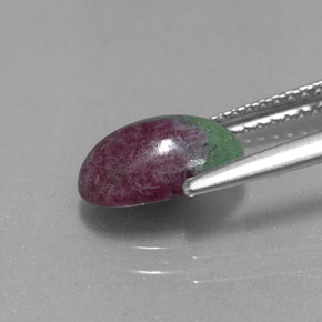 Rubino-zoisite naturale multicolore da 1,93 ct, taglio ovale, opaco