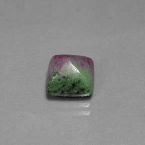 Rubino-zoisite naturale multicolore da 3,64 ct, baguette, opaco