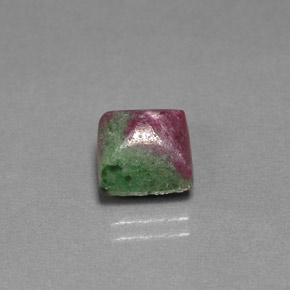 Rubino-zoisite naturale multicolore da 4,47 ct, baguette, opaco