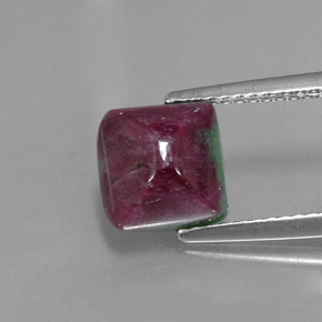 Rubino-zoisite naturale multicolore da 3,39 ct, quadrato, opaco